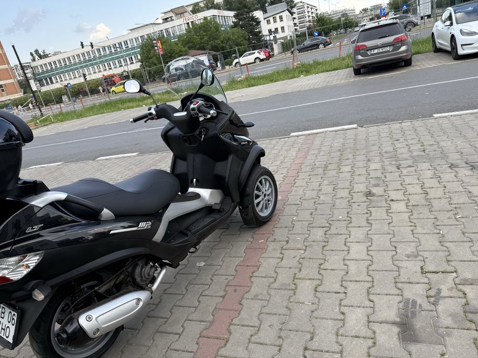 Piaggio MP3 LT  L5E cat B 2010 impecabil