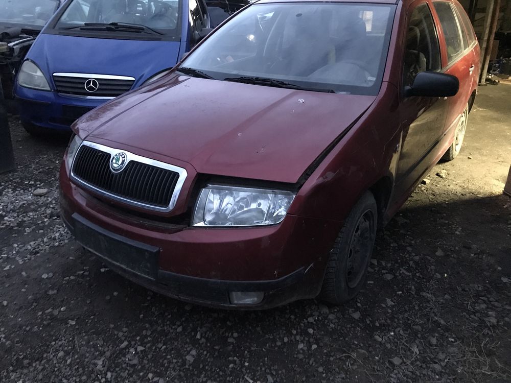 Dezmembrez Skoda Fabia…an 2005