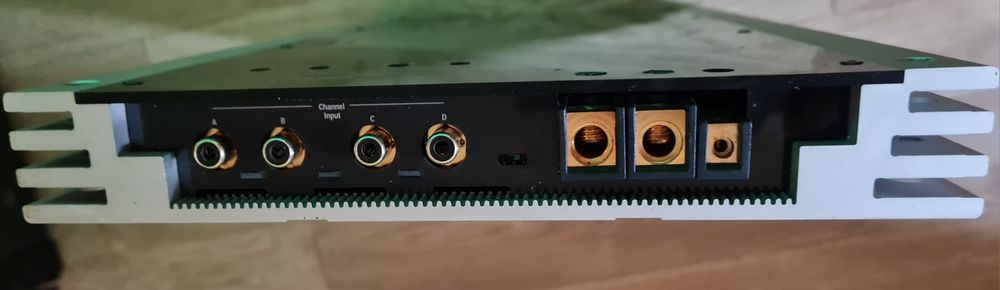 Amplificator Helix A4 Competition Hight-End,4 canale,Made in Germany