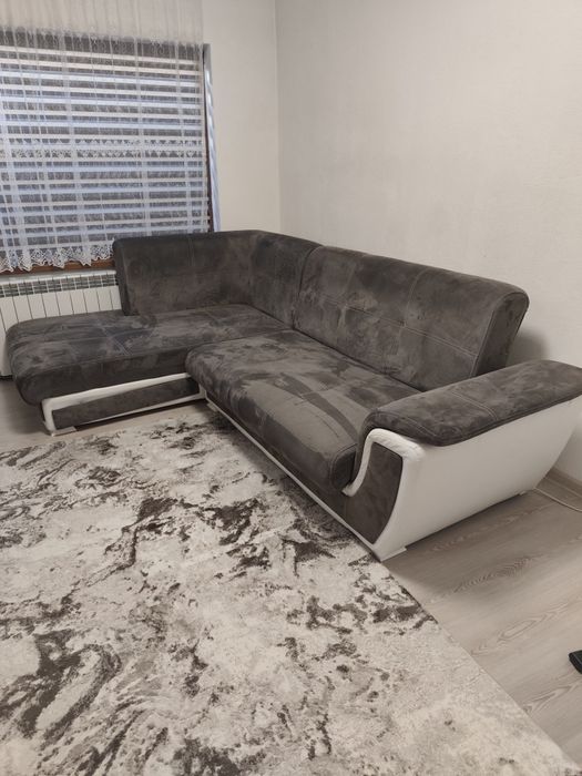 Ъглов  диван за всекидневна