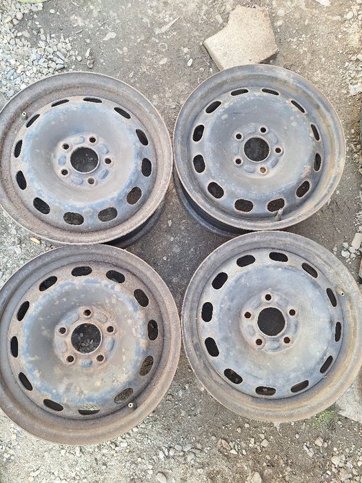 Ford Focus-Kangoo 2-set jante otel 15"-5×108+capace