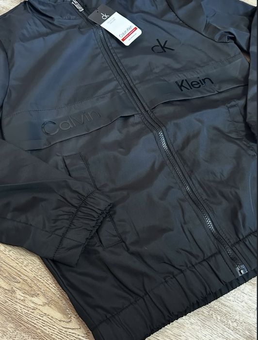 Ветровка/Яке Calvin Klein