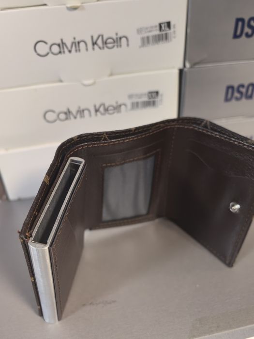 Luis Viton портфейл