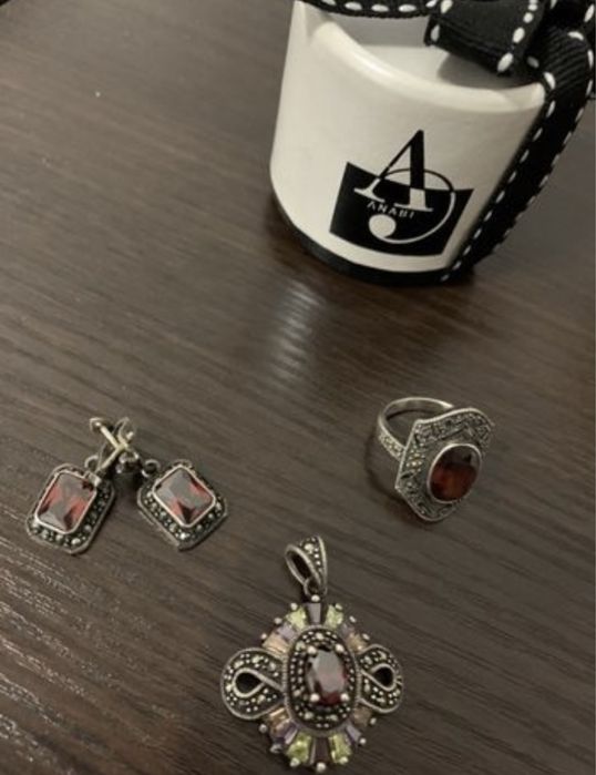 Серебряный комплект