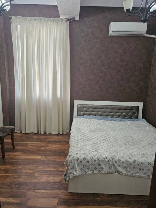 Ойбек Грант мир сдам прелестную квартиру  2 комнт новастройка