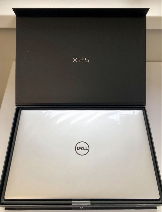 Laptop Nou Dell XPS 15 (9530) i7