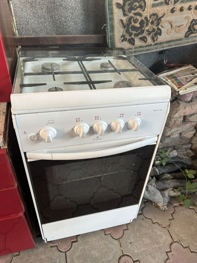 Продаю газовую плиту