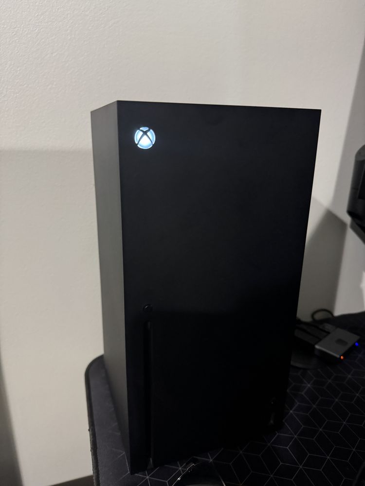 Consola Xbox Series X 1TB Impecabil