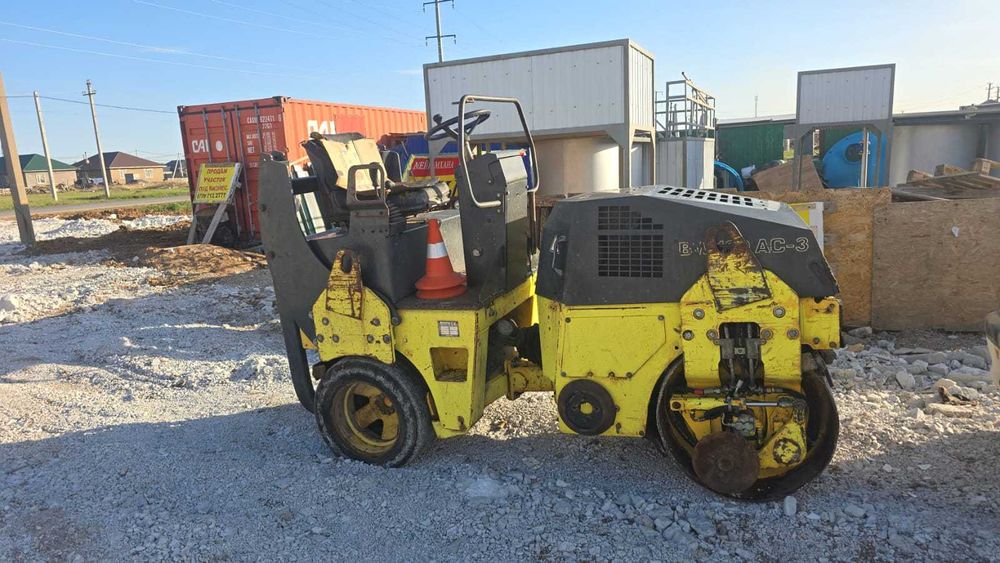 Каток BOMAG BW 100AC-3