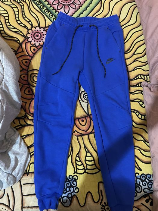 Nike tech fleece долнище xs