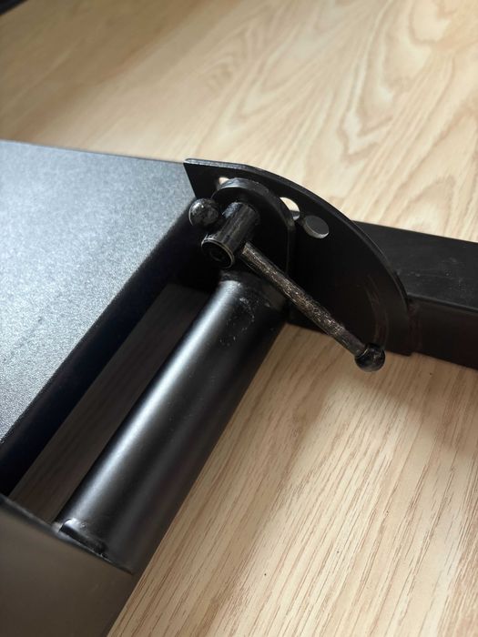 Стойка за гейминг волан