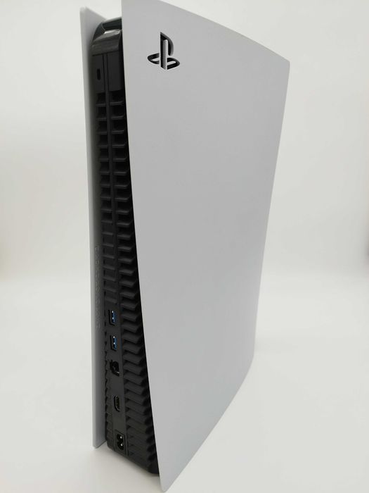 [ps5] Пълен Комплект SONY Playstation 5 FAT с Disk + чисто нова игра