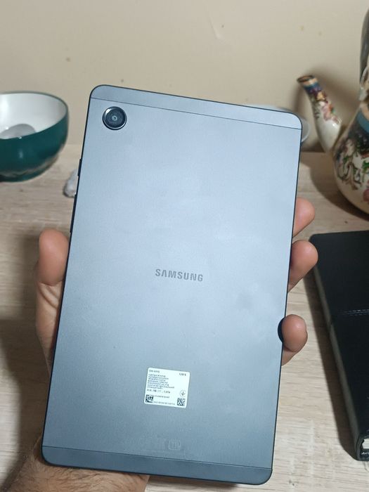 Samsung tab a 9  hotira 128 / 8 sim karta tushadi imei otgan yangiday