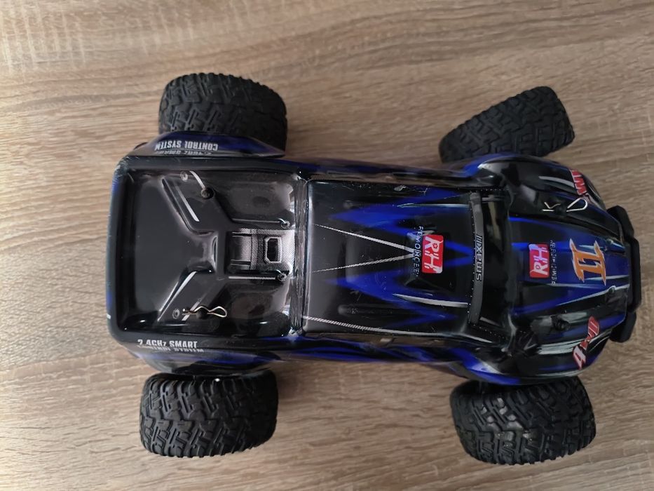 Vand masina cu telecomanda Rc cu defecte