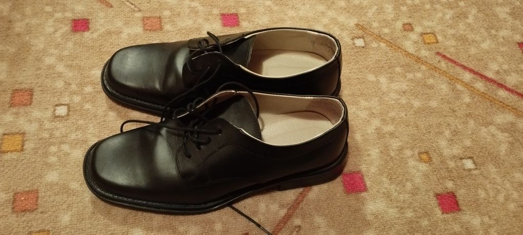 Pantofi bărbați  mărimea 40
