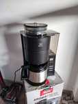 Aparat de cafea cu filtru Melitta Aroma Fresh, cu rasnita