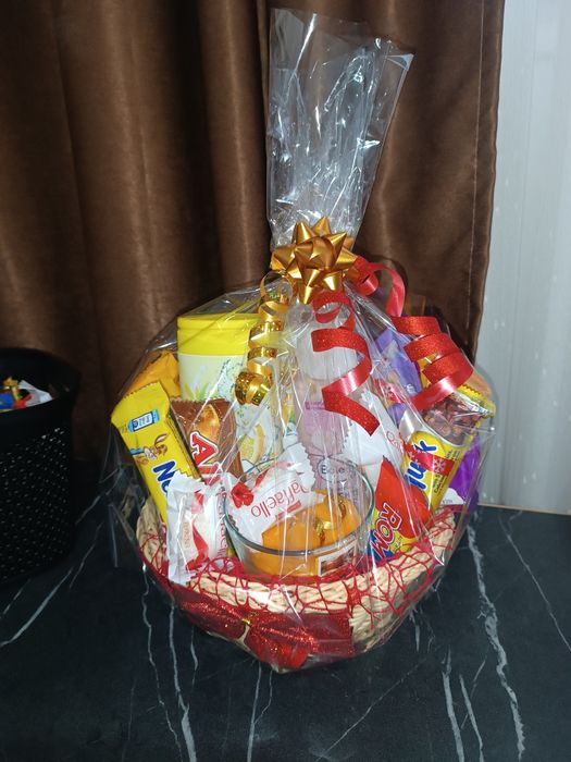 Coșuleț cadou de sărbători sau aniversar!