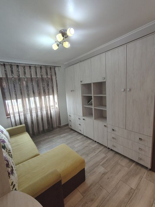 Apartament cu 2 camere zona centrala