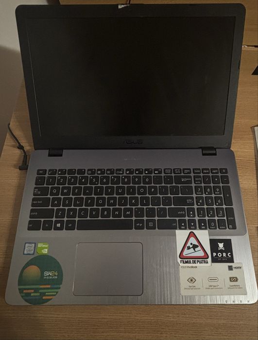 Laptop Asus VivoBook 15