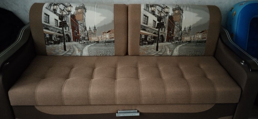 Диван раскладной с ящиками для белья