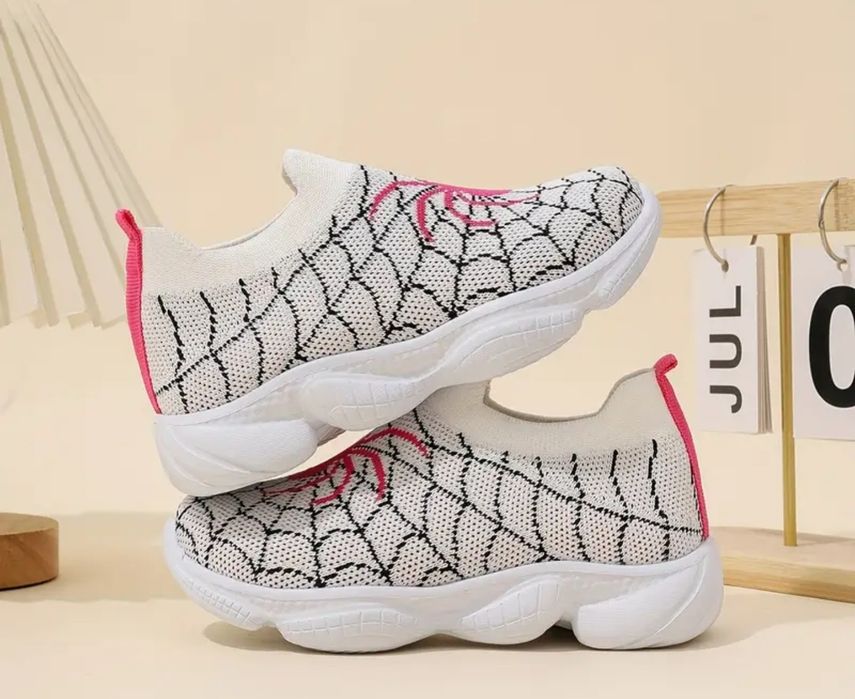 Нови обувки 23 номер.