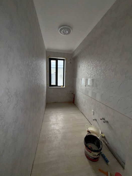 Срочно продаю 1 комнатную квартиру новостройку мирабадском 1 массив