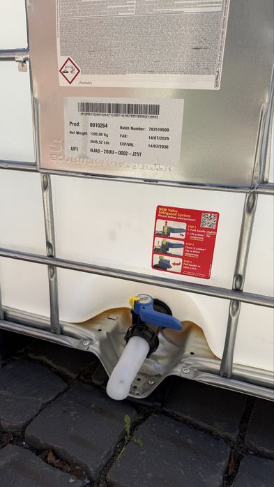 Butoi 1000 L cu robinet de golire
