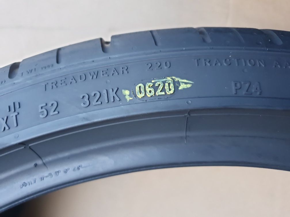 2 Anvelope Vară Pirelli 245 35 ZR20 Stare impecabilă.