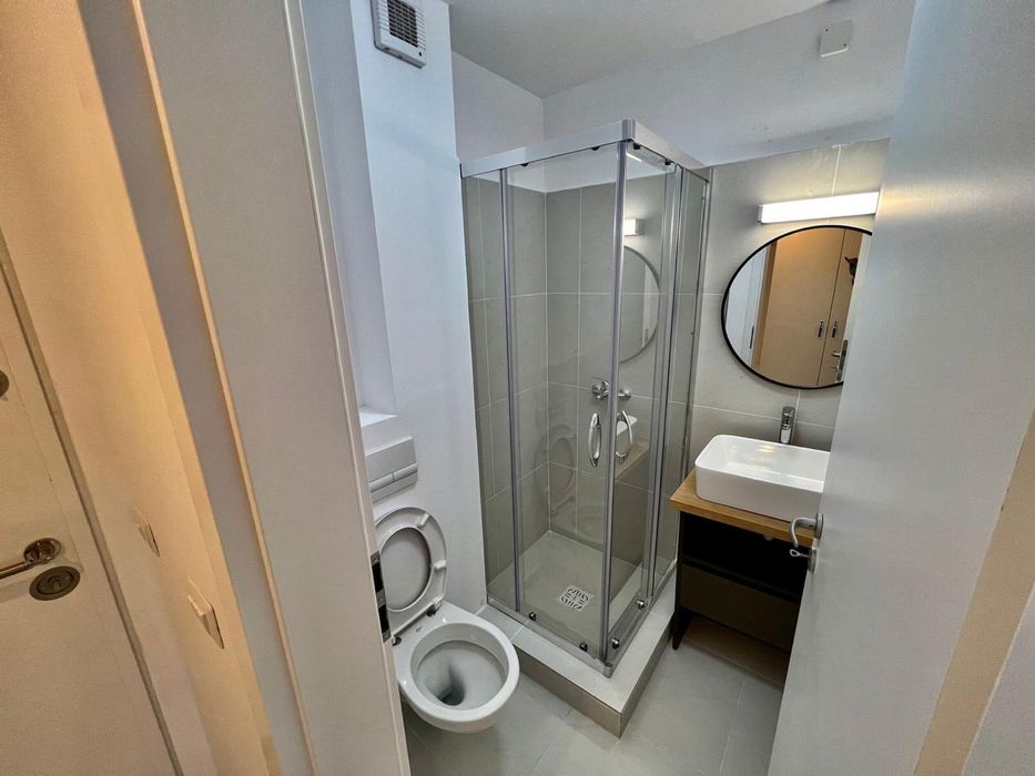 Apartament cu o camera de lux cu loc de parcare