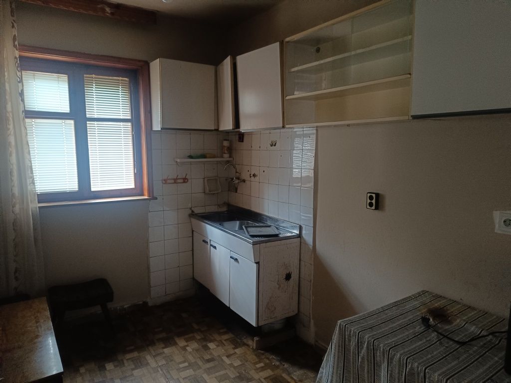 Дава се под наем Четиристаен апартамент в Смолян, Стар център - 80 кв.м за 153 € - Снимка #4