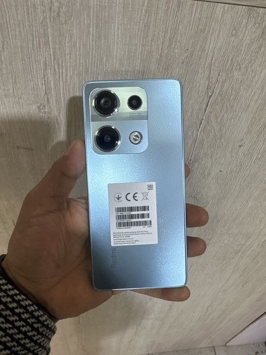 Redmi not 14 s 8+/256 holati yaxshi ustidegi salafani ham turibdi