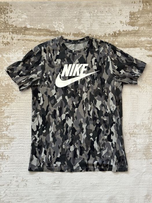 Nike Camo / Nike Tech Fleece