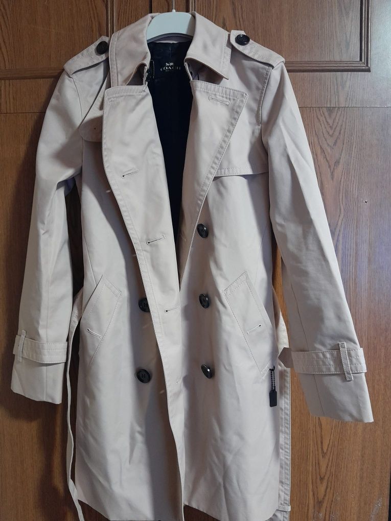 Oferta!!! Palton Coach purtat o dată