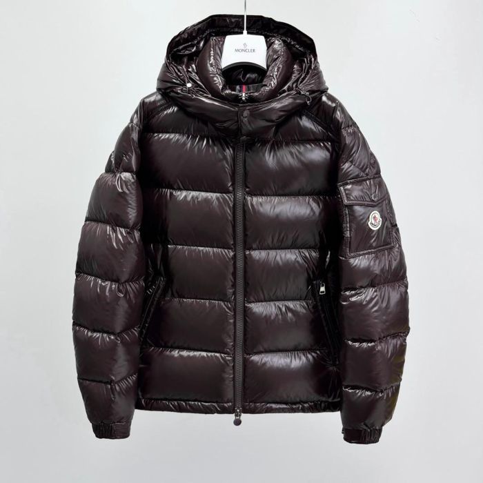 Geaca Moncler , calitate premium , pe comanda , noua , L