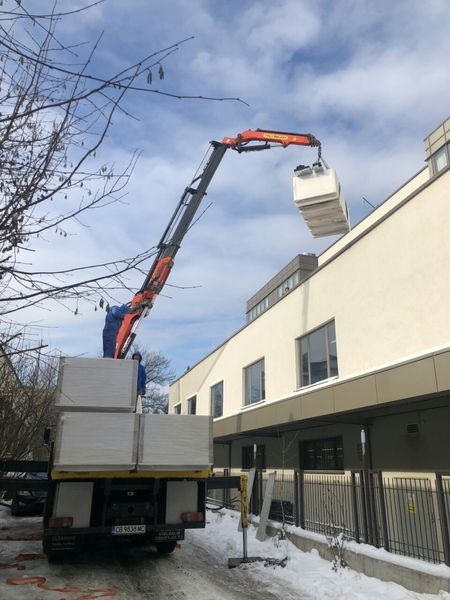 Транспорт камион с кран и услуги с кран до 22м