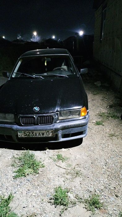 Продам машину бмв е 36