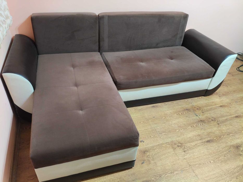 Разтегаем диван за хол