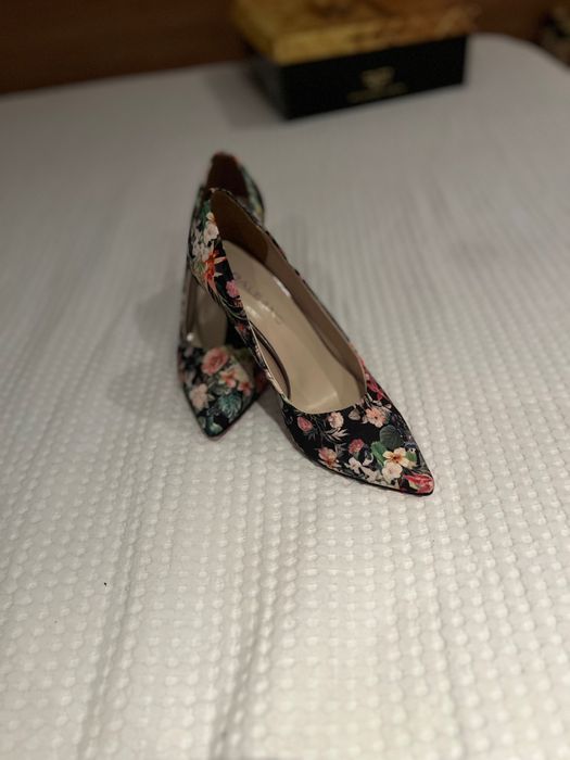 Страхотни обувки на ток