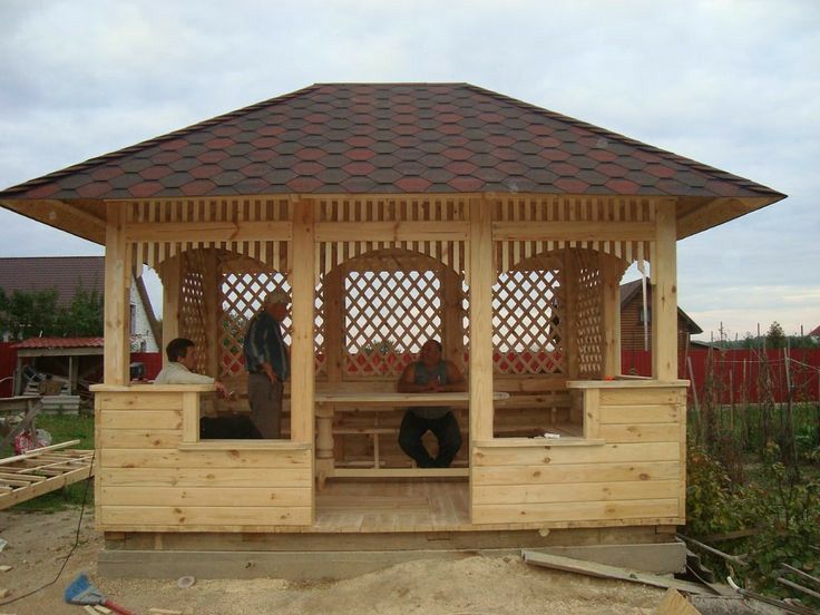 Confecționăm foișoare cabane din lemn