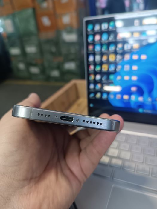 Iphone 15 pro max b/y