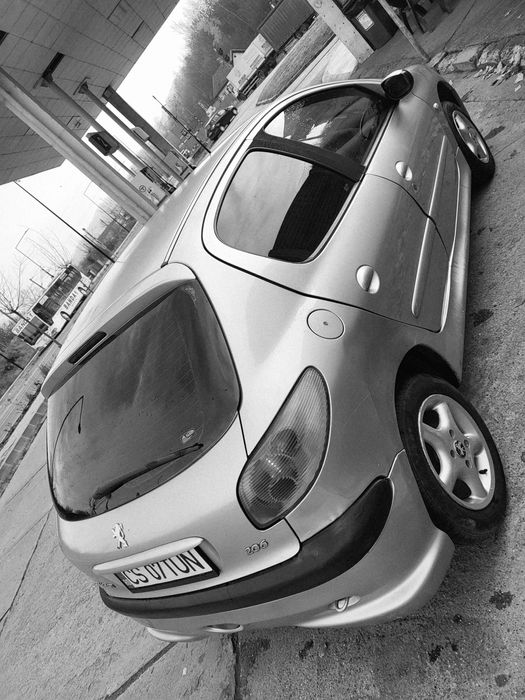 Pegeout 206 Hatchback