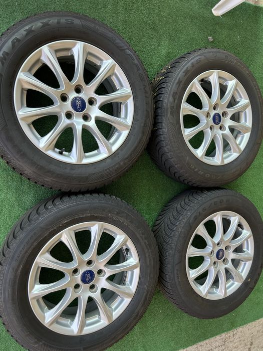 5х108 16 ски оргинални ford 205 55 16 със зимни гуми