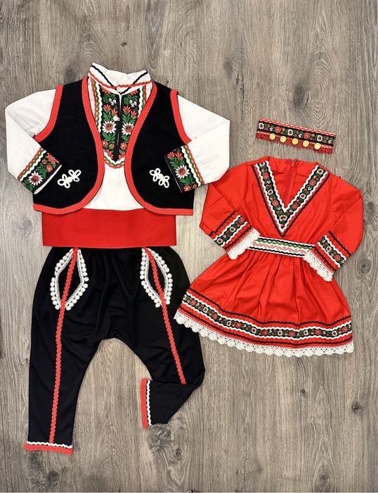 Народни носии от нас