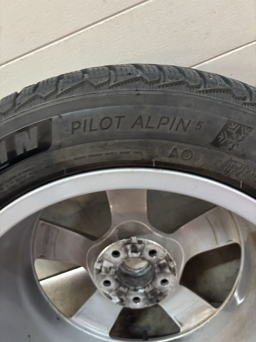 Оригинални Джанти 18” за Ауди A6 C8  с нови зимни гуми Мишелин