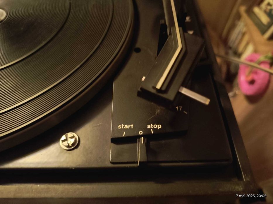 Pick up Dual model 1210