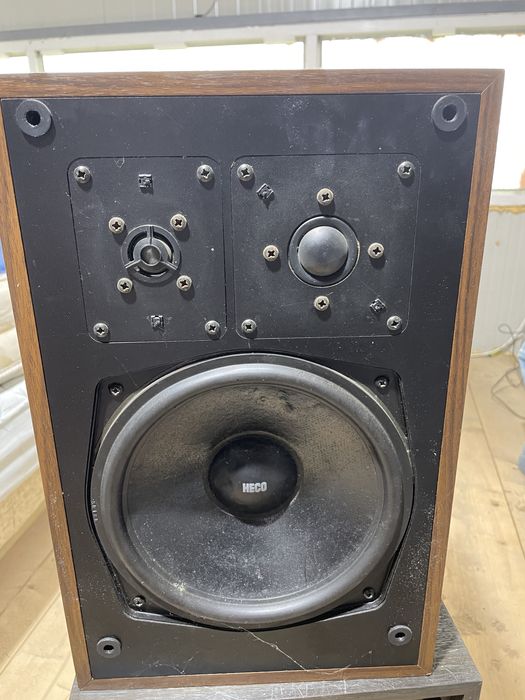 Vand o boxa,una,1 Heco interior 230s