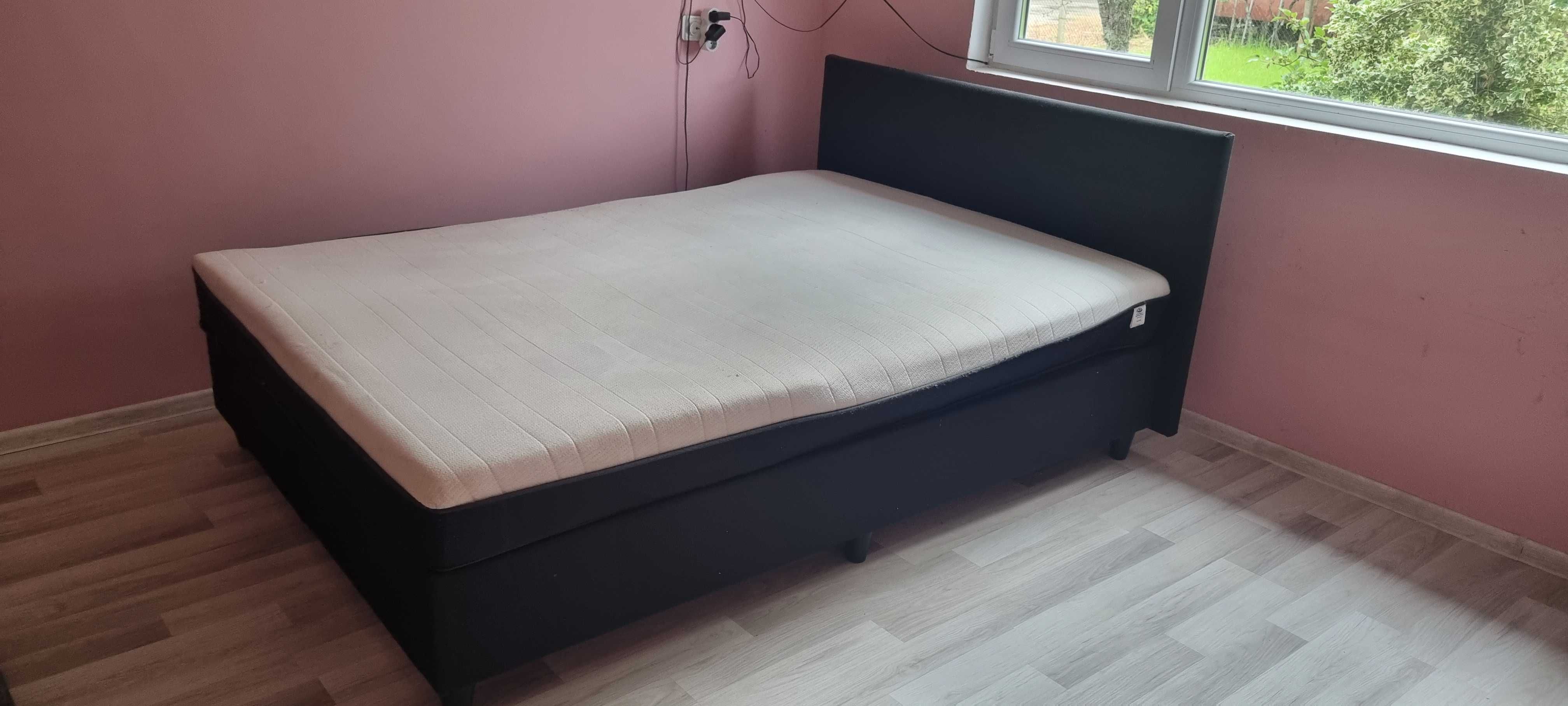 Спалня с матрак 160×200