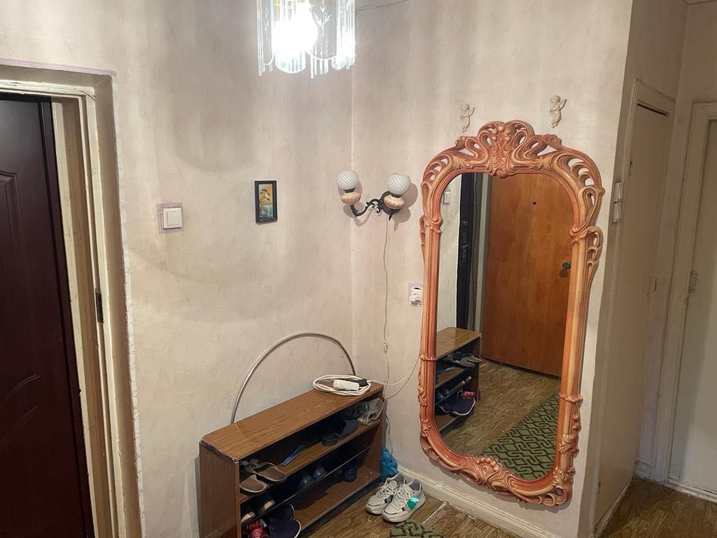 Продам квартиру Юнусабад 18; 2*3/4/4. СРОЧНО!!! (СОБСТВЕННИК)