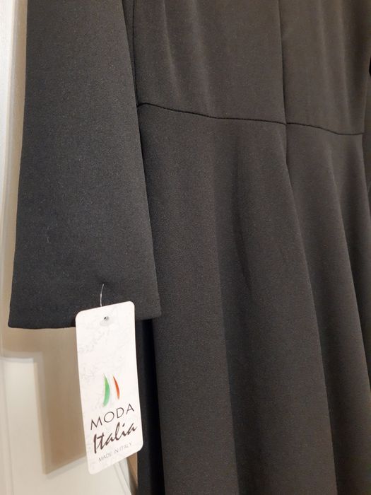 Разкроена дълга рокля