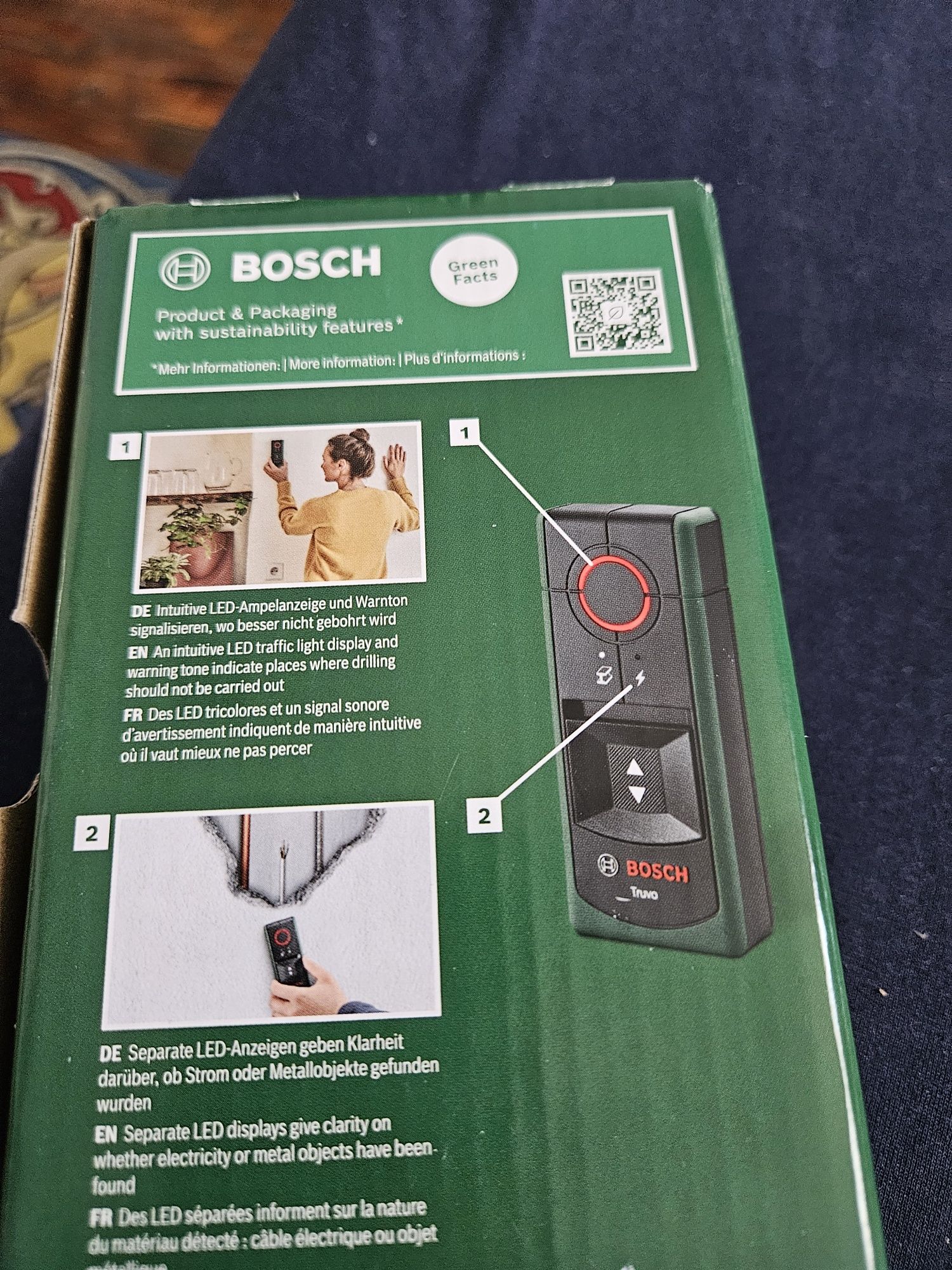 BOSCH Truvo  детектор за проводници с напрежение под мазилка